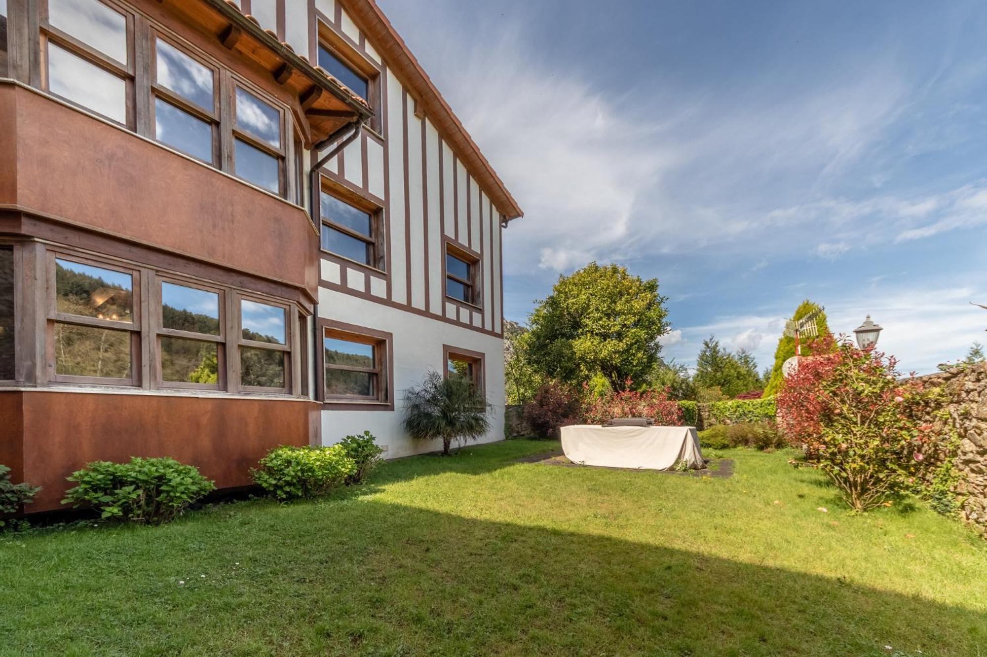 43A Nature With Parking By Aston Rentals Otañes Esterno foto